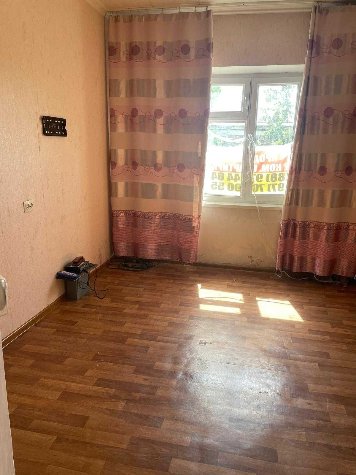продается 2-х комнатная квартира на 4 этаже