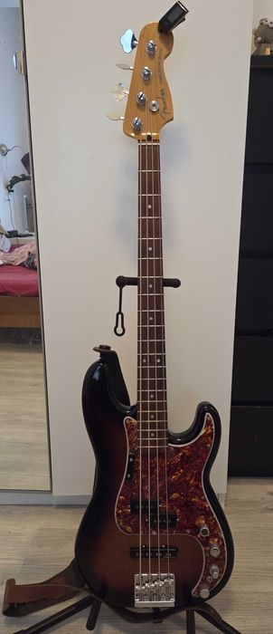 Vând Fender Player Plus Active PJ Precision Bass