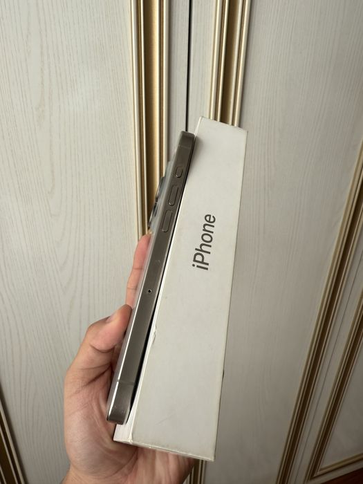 iPhone 15Pro128GbNatural