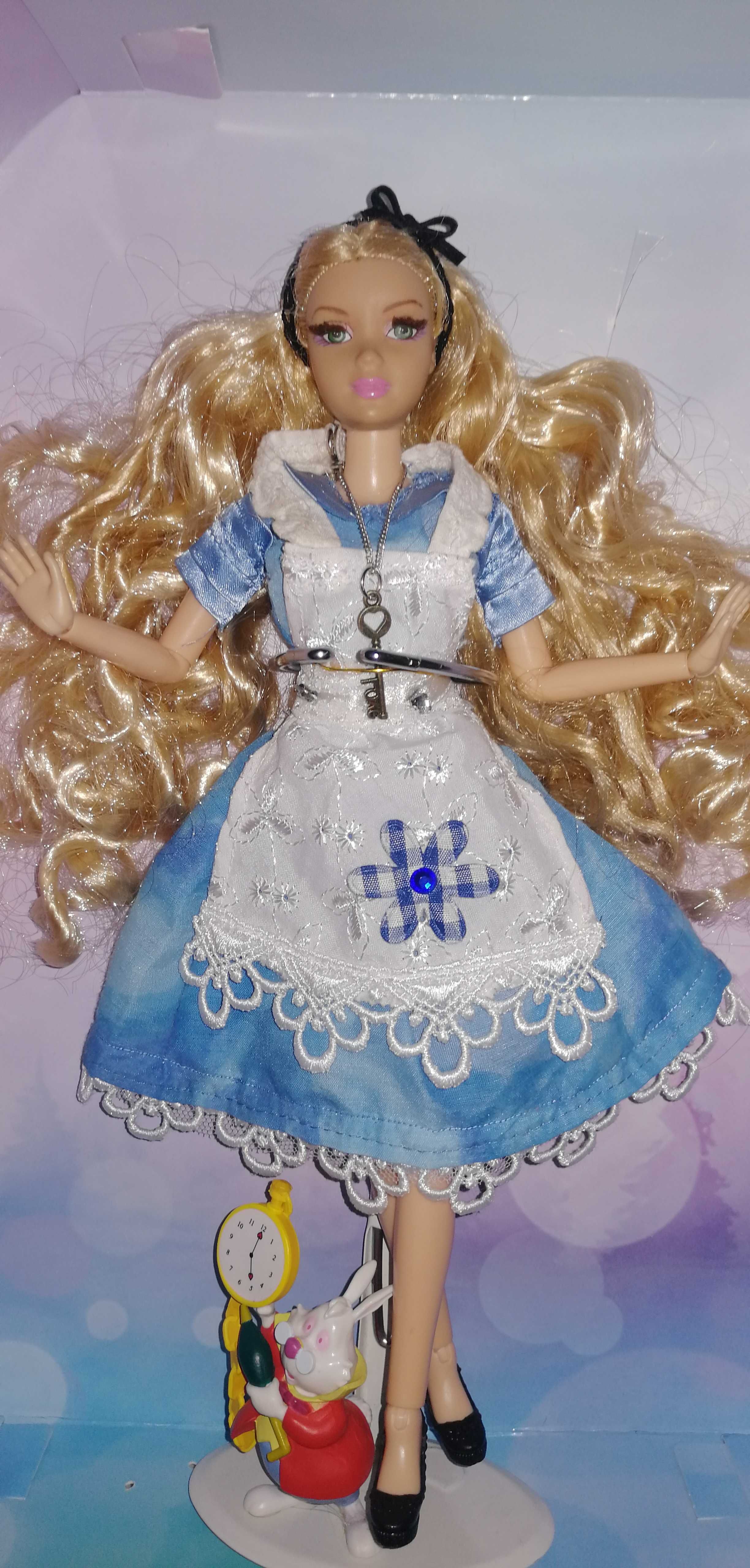 Redus! Papusa Barbie Alice in tara minunilor/complet articulata,reroot
