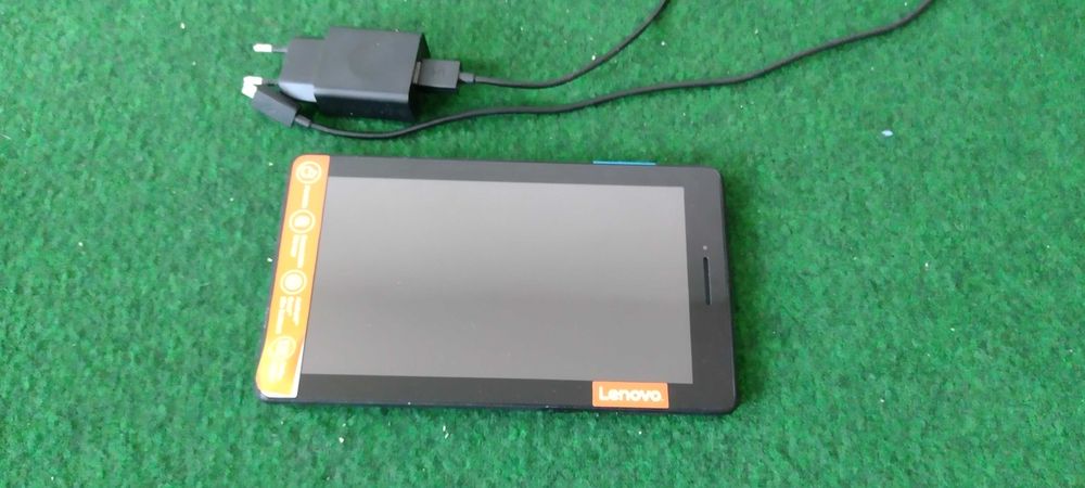 Tableta LENOVO  - TAB E7 - TB 7104 F