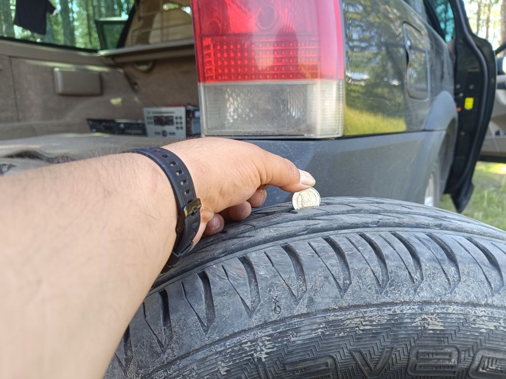 Гума- лятна Gislaved 215/65 r16