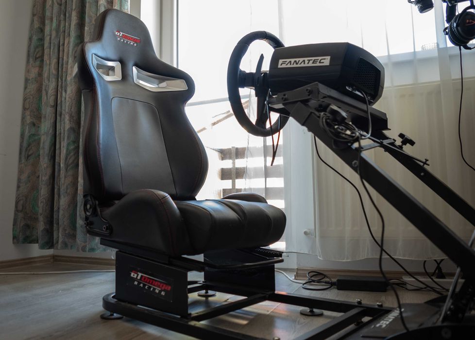 Rig Simulator Gaming Fanatec GT Omega Racing Scaun + Volan + Pedale