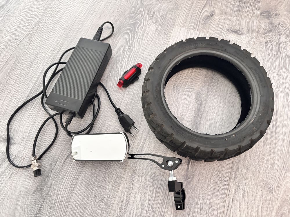 Vând / Schimb Trotinetă Electrica Kugoo m4 Pro Plus • Stare Noua