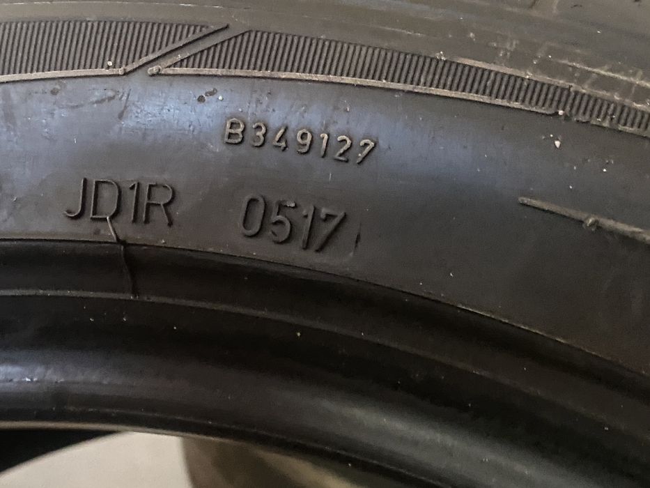 Летни гуми Dunlop 245 45 18