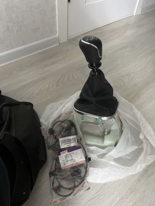 Продам кулису  и ABS(левый) JAC T6