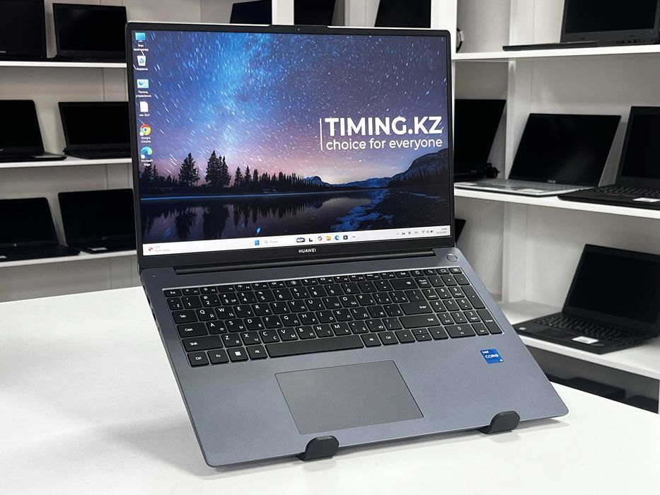 Стильный ноутбук Huawei MateBook D16 - Core i5-12450H/8GB/SSD 512GB