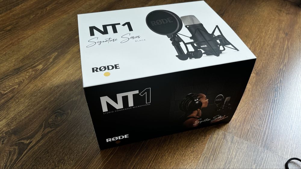 студиен микрофон RØDE NT1 – комплект