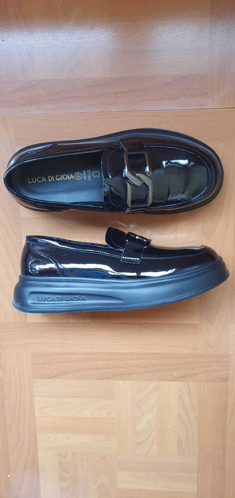 Vand pantofi dama din piele marimea 39 Benvenuti