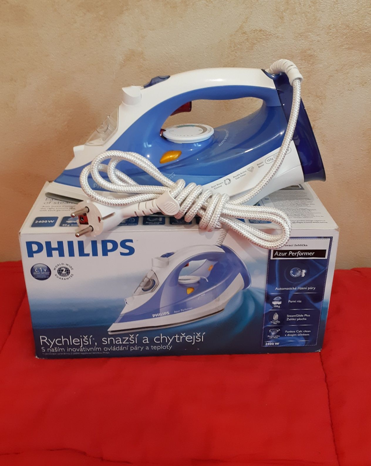 Fier de călcat Philips GC3810  - NOU