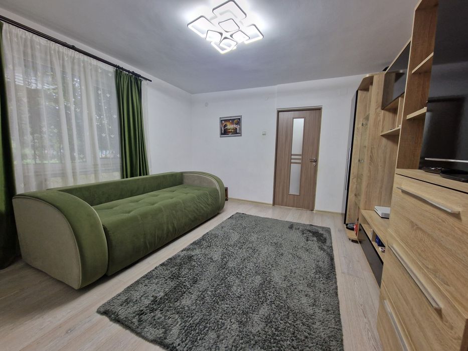 Pitesti Ultracentrala  2 semidecomandate 79900 euro