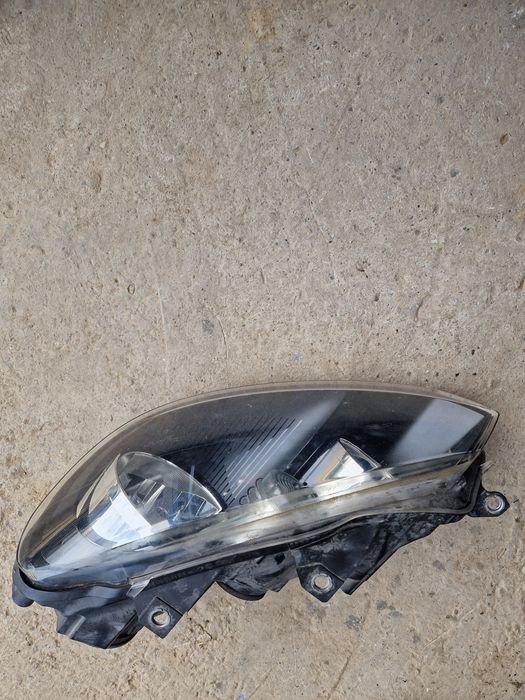 Faruri Volkswagen Golf 6