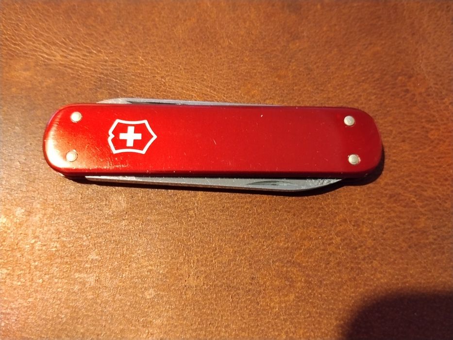 Briceag minimalist Victorinox