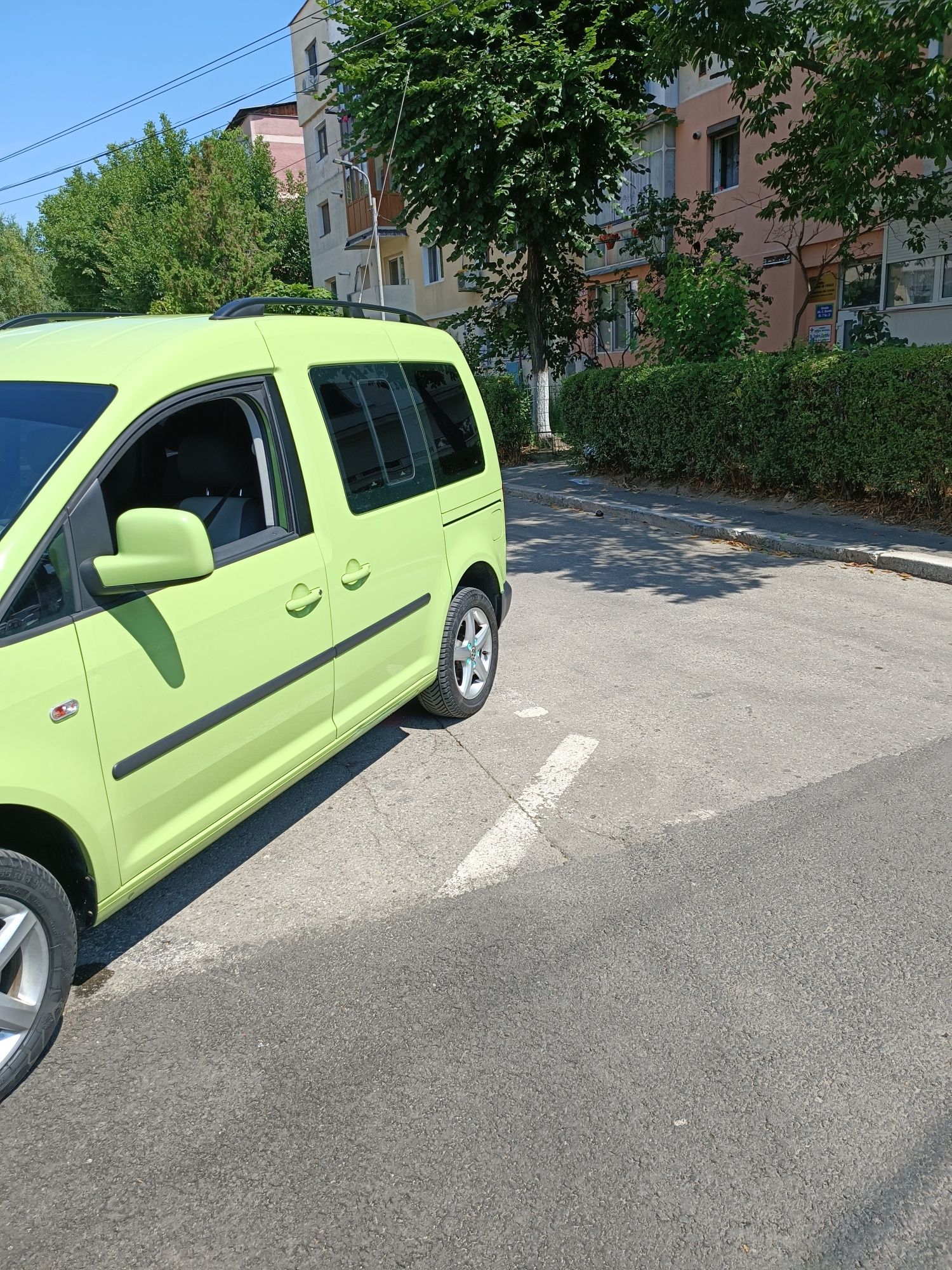 Vw caddy 1.6 2010 luna 12