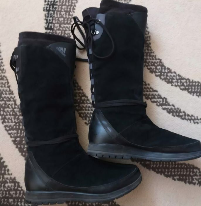 Оригинални дамски ботуши Adidas