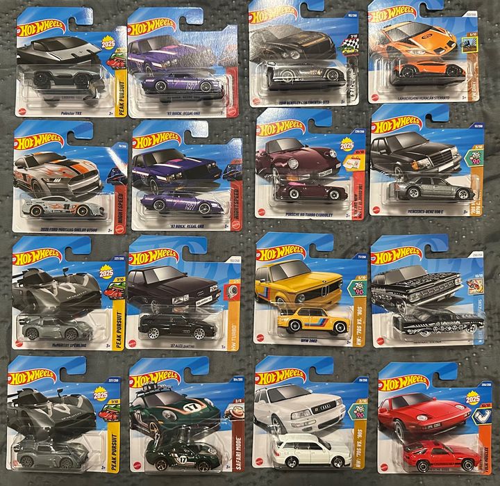 Hot Wheels–Treasure Hunt Ferrari Porsche Lamborghini Audi BMW Mercedes