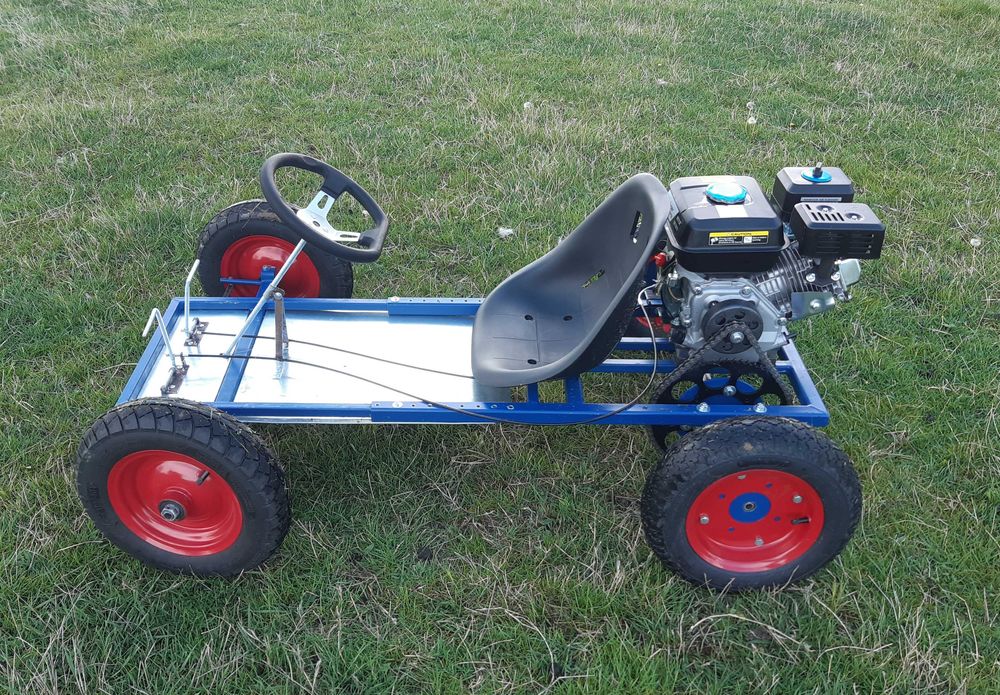 Go Kart cu motor pe benzina