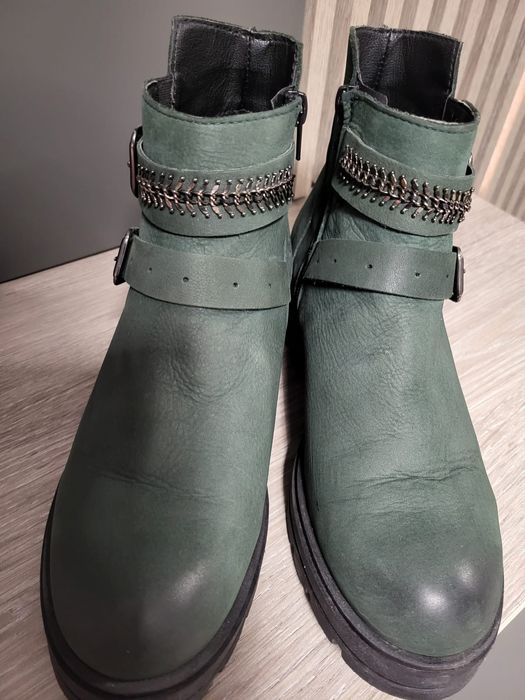 Ghete damă Benvenuti, mărime 38/39 , ca noi