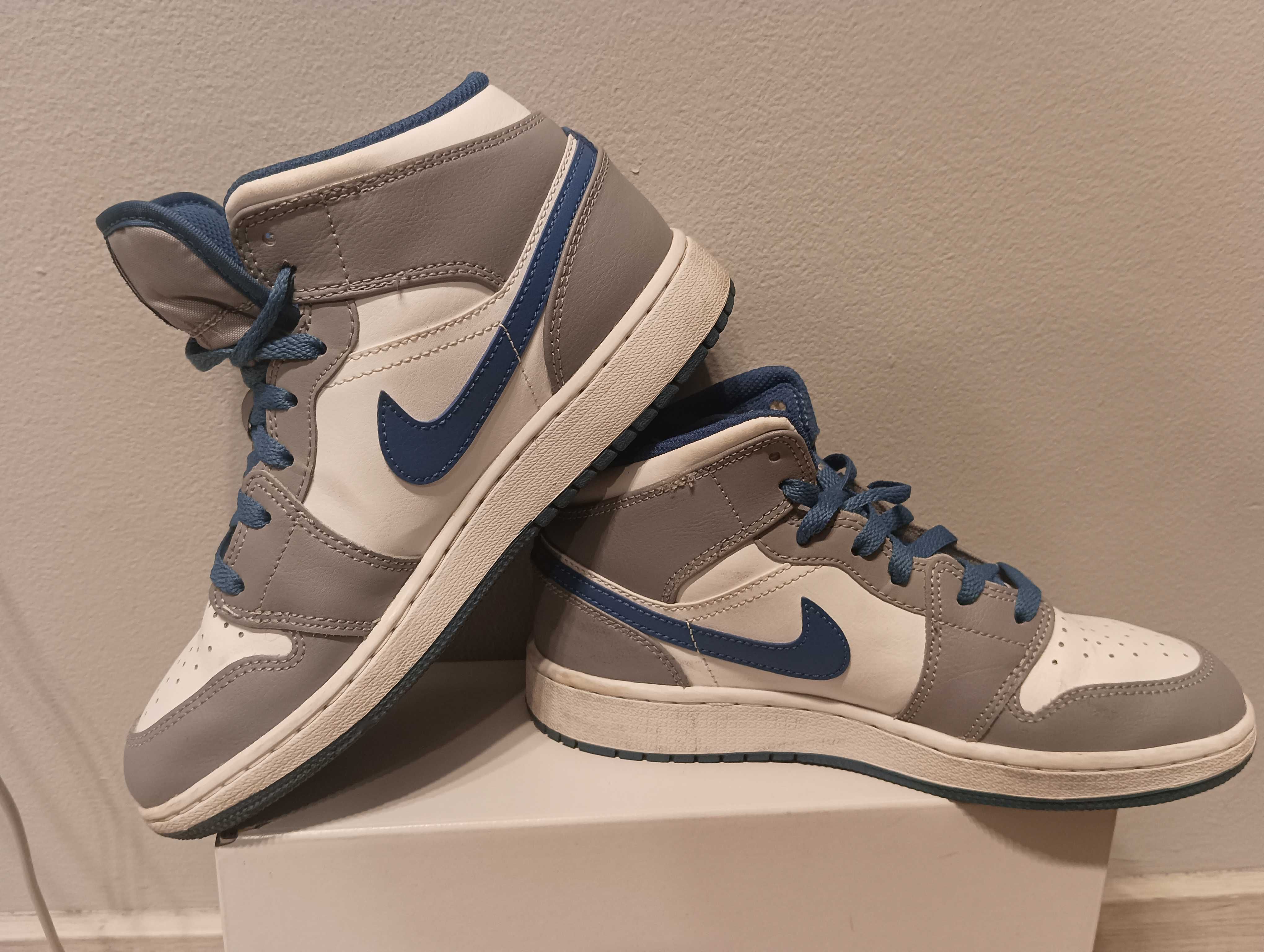 Nike Jordan men 38