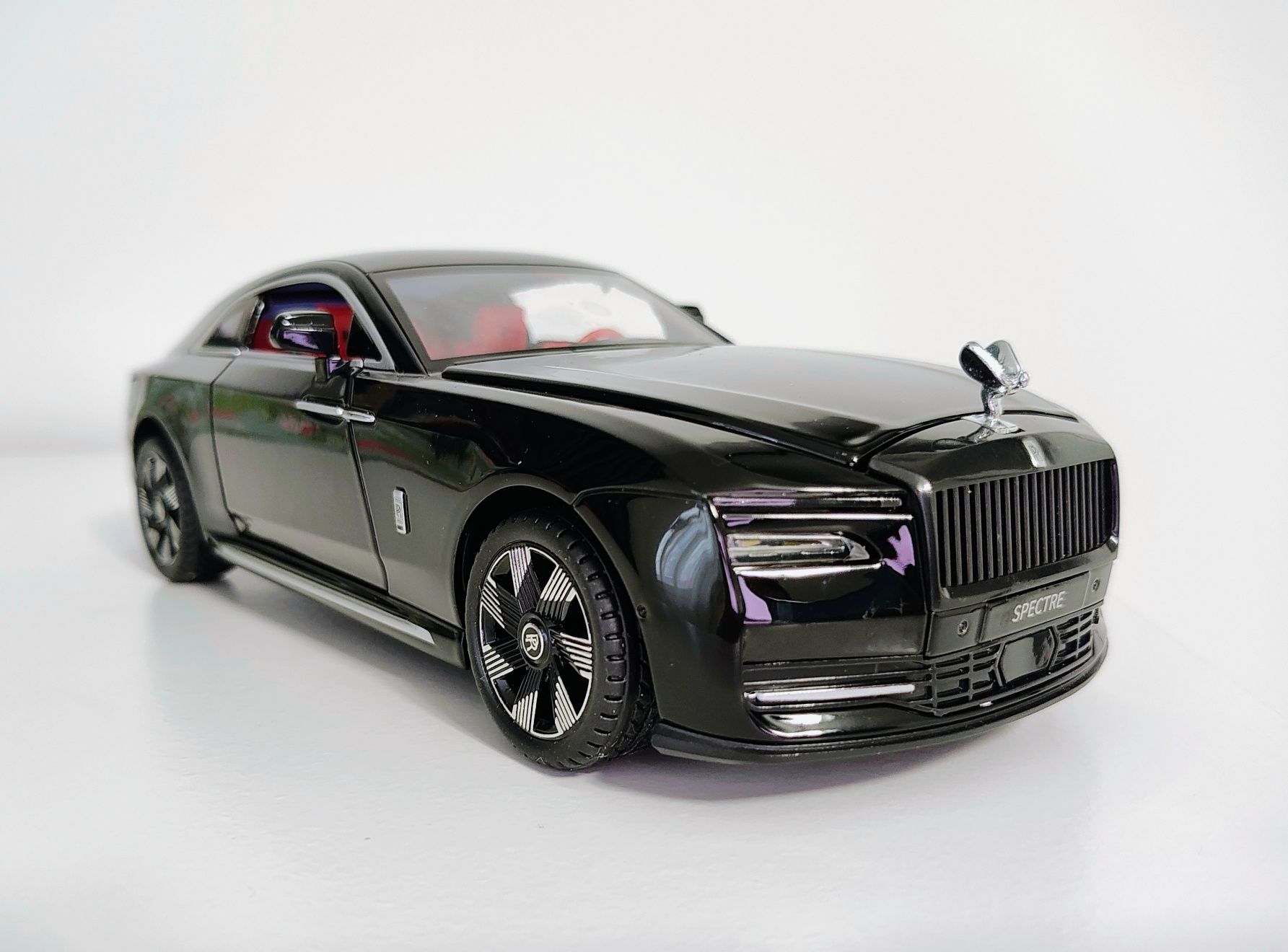 Macheta Rolls Royce Spectre 1:24