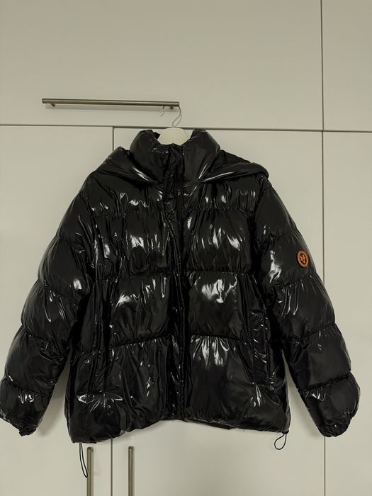 Яке чисто ново