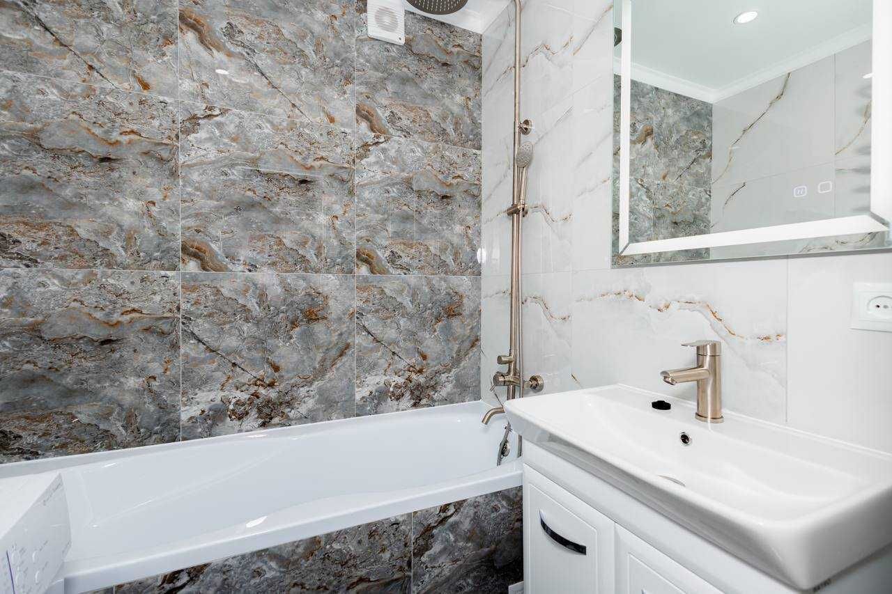 Дава се под наем Тристаен апартамент в Пловдив, Каменица 1 - 95 кв.м за 433.5 € - Снимка #1