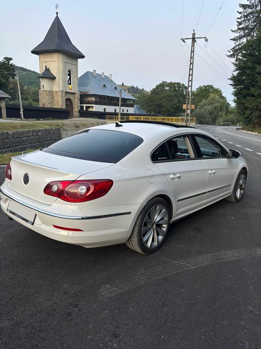Volkswagen Passat CC 2.0 TDI  170 CP  2011