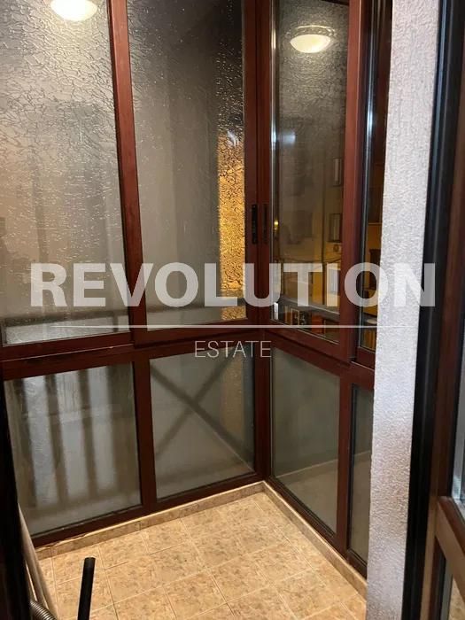 Дава се под наем Двустаен апартамент в Варна, Левски - 80 кв.м за 550 € - Снимка #7