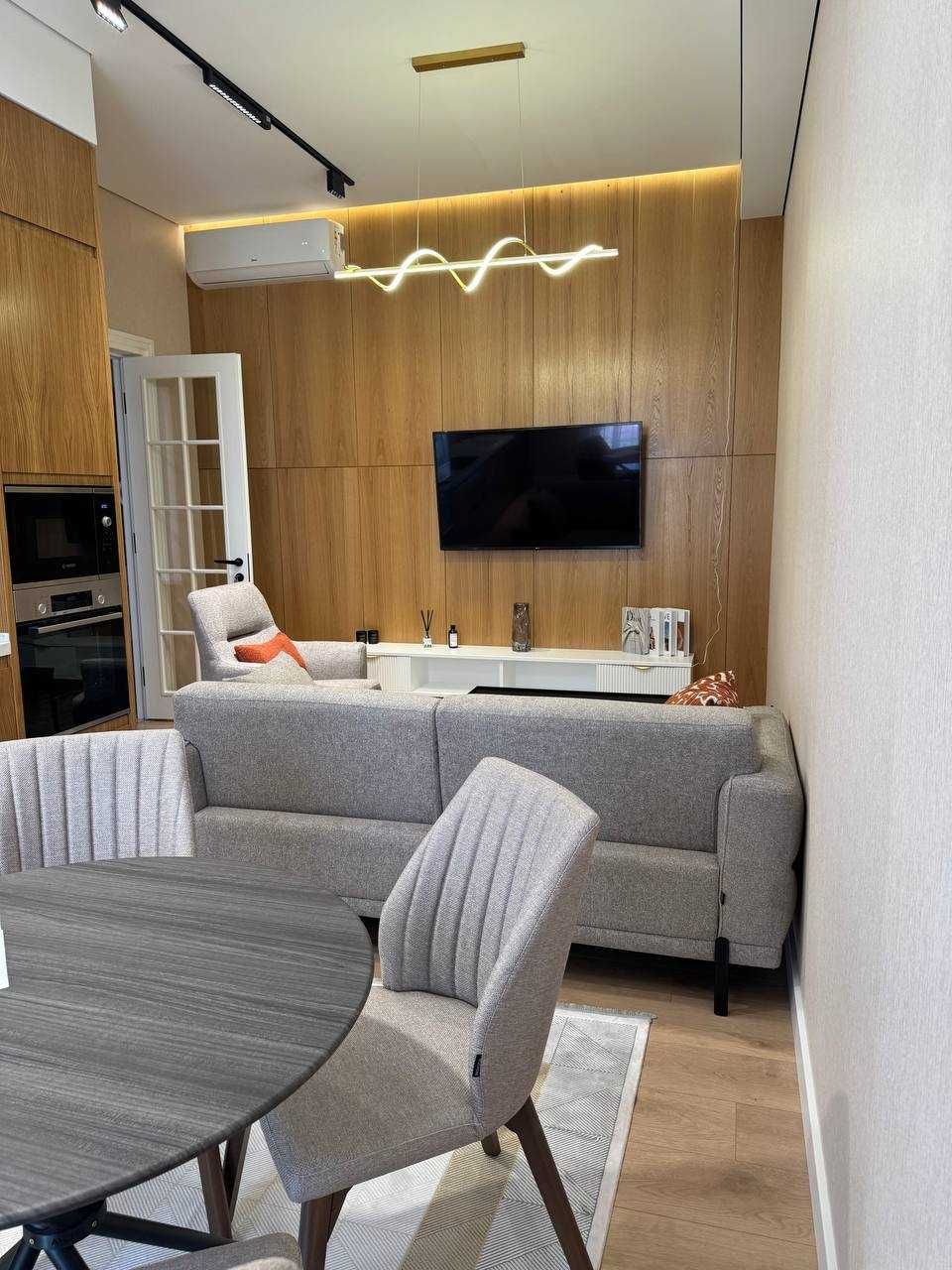 Сдается дизайнерская кв-ра 2 ком/5/9 в ЖК New Life, ор-р IT Park и*