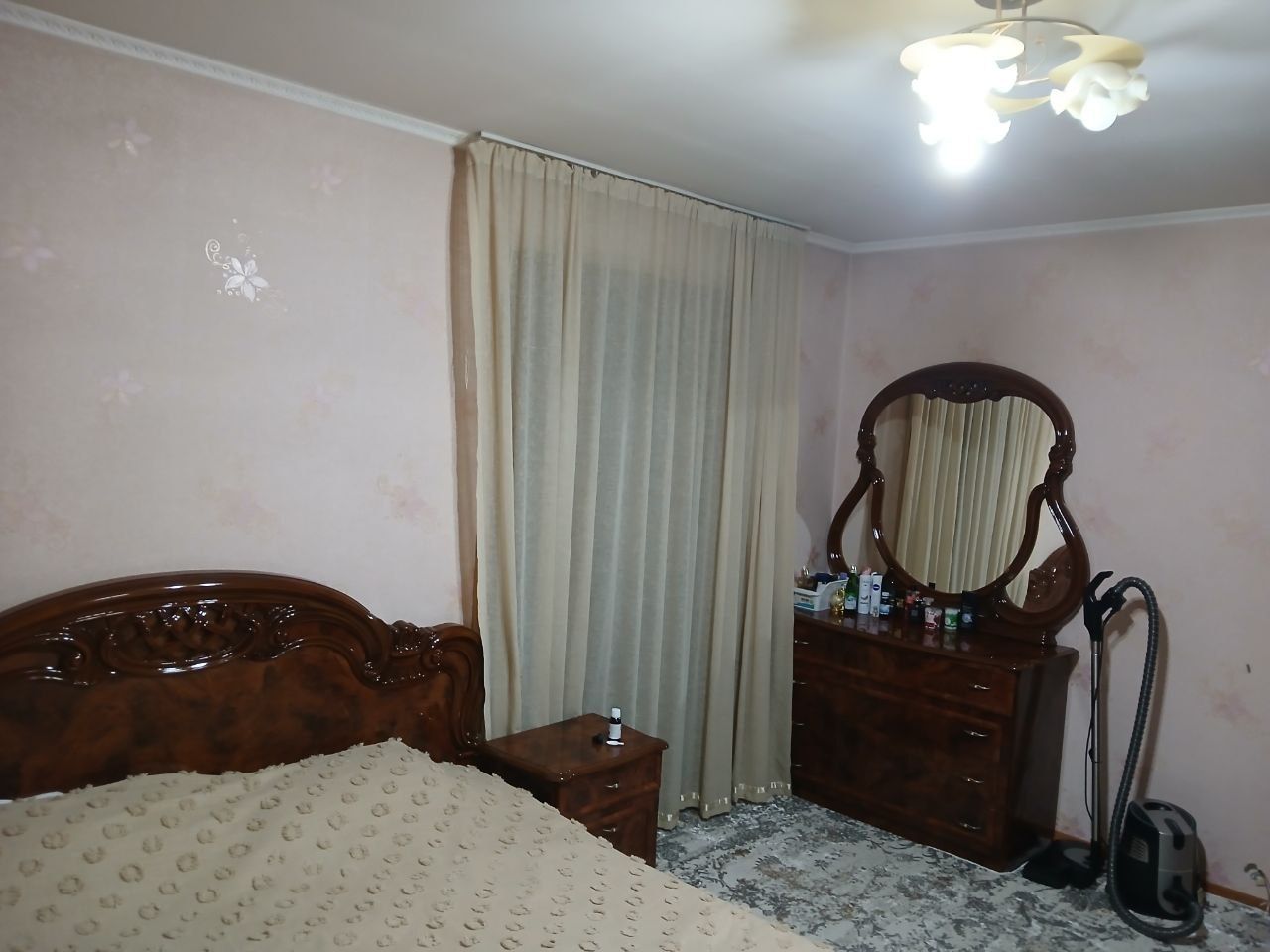 Продаётся квартира 2/4/4