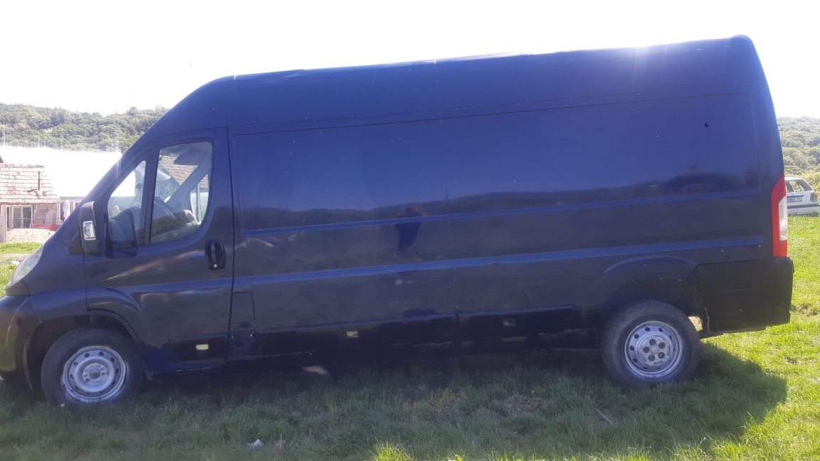 Vand fiat ducato motor 2.3 an 2007 stare buna