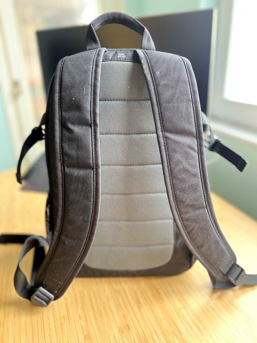 Фотографска раница LowePro Tahoe 150