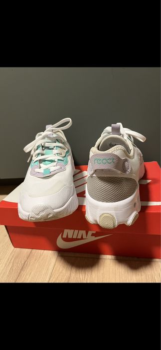 Дамски обувки Nike React Art3mis