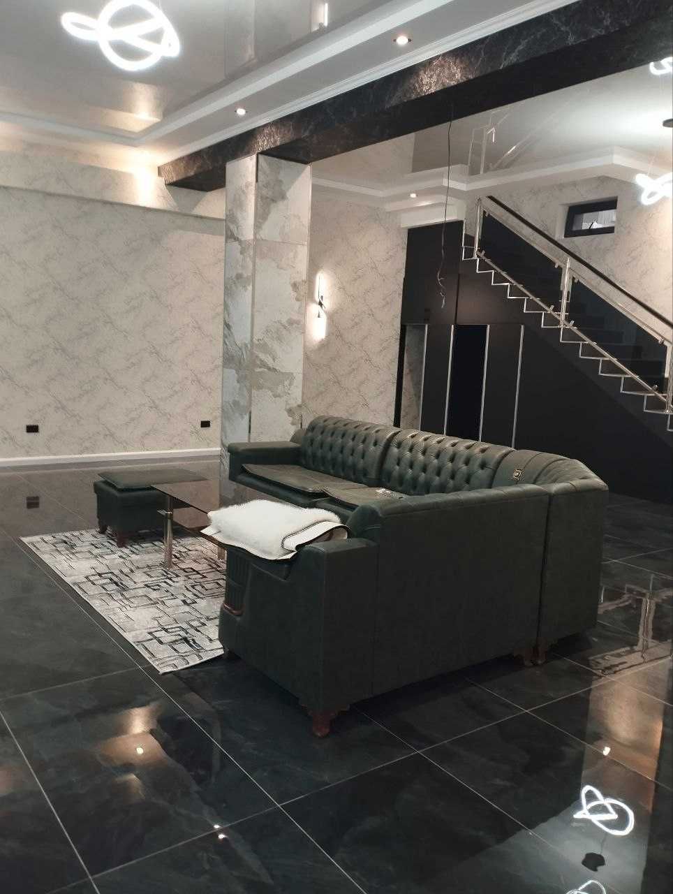 Дом — 2 этажа + подвал, 300 м²