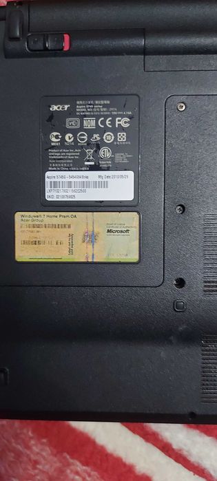 Vând leptop acer aspire 5745g i5