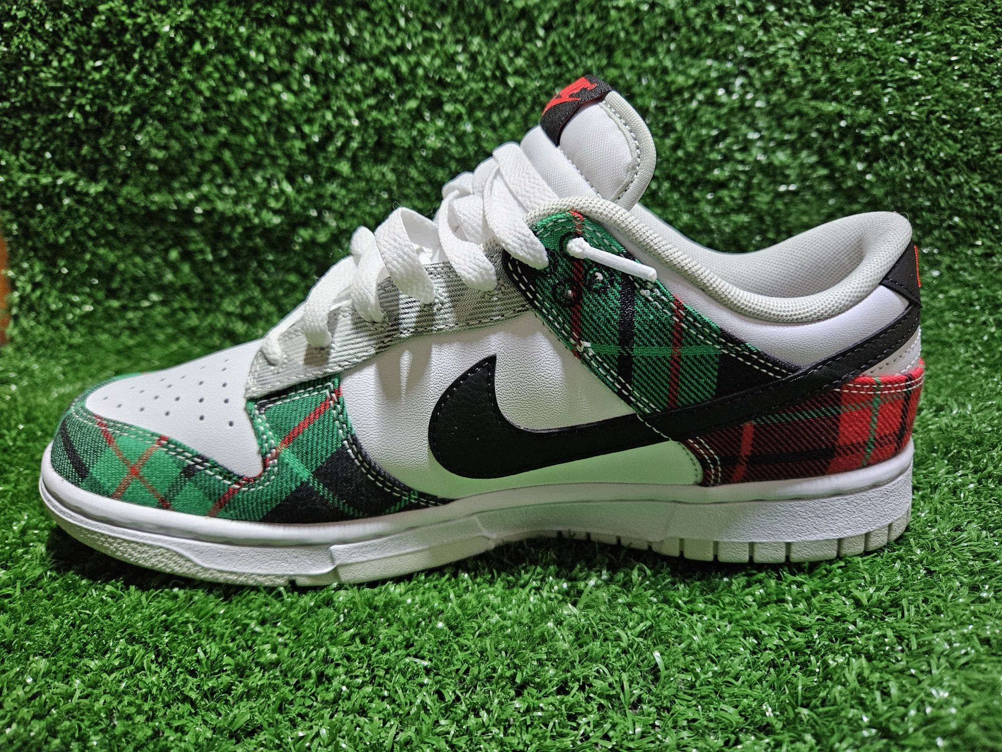 Nike Dunk Low Retro Prm