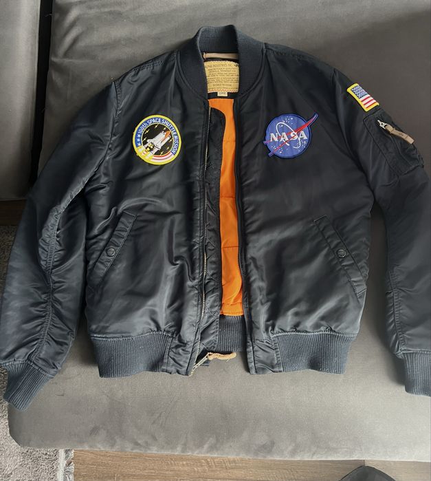 Яке бомбър Alpha Industries