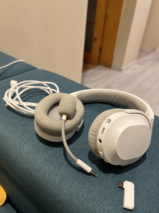 Razer Barracuda X White