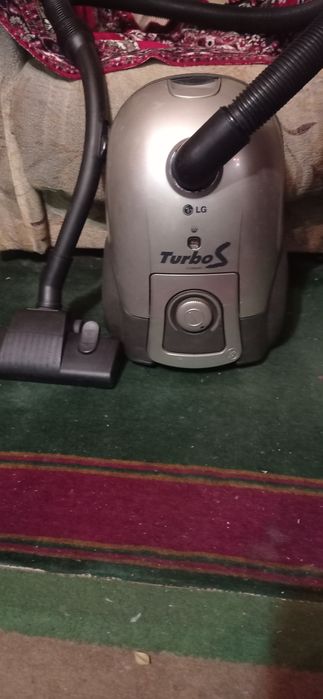Пылесос LG Turdo-S