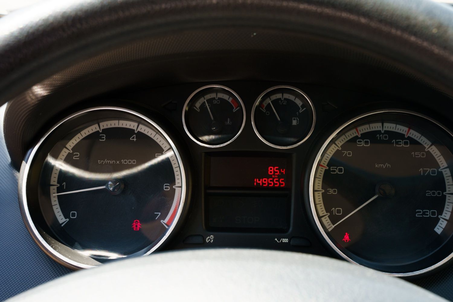 Пежо 308 1.4 95к.с
