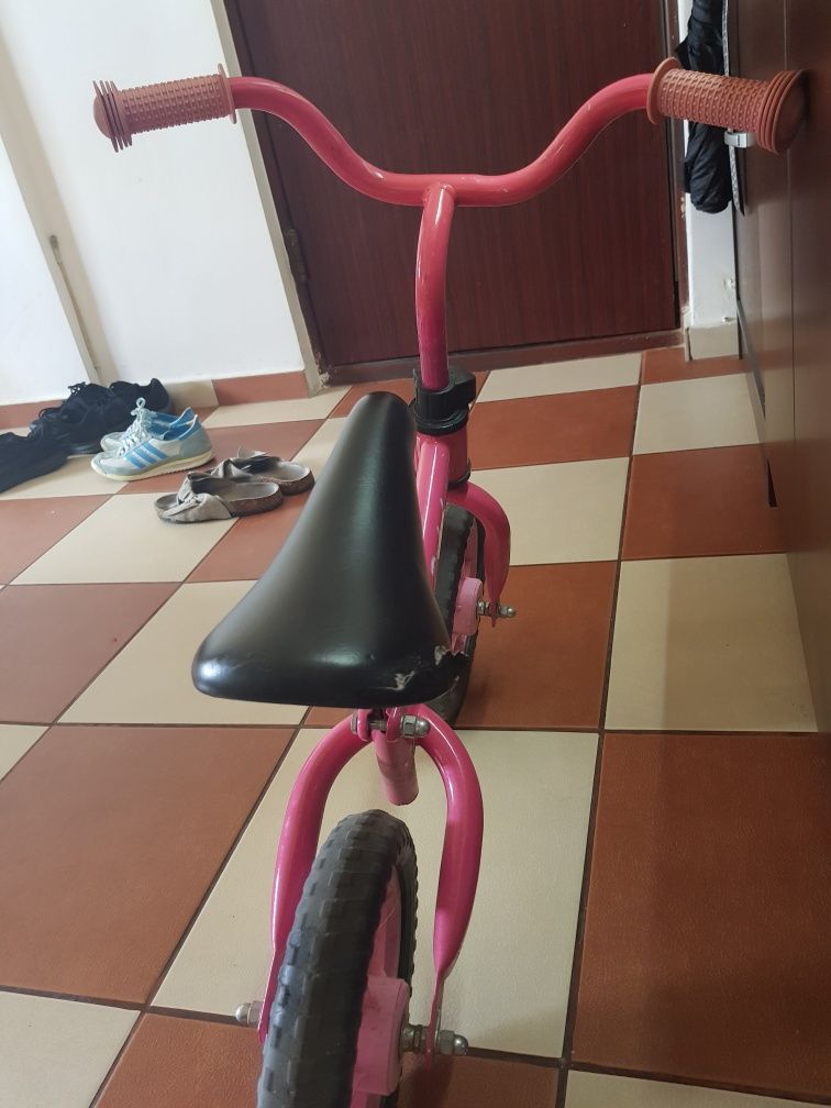 Bicicleta fără pedale chicco