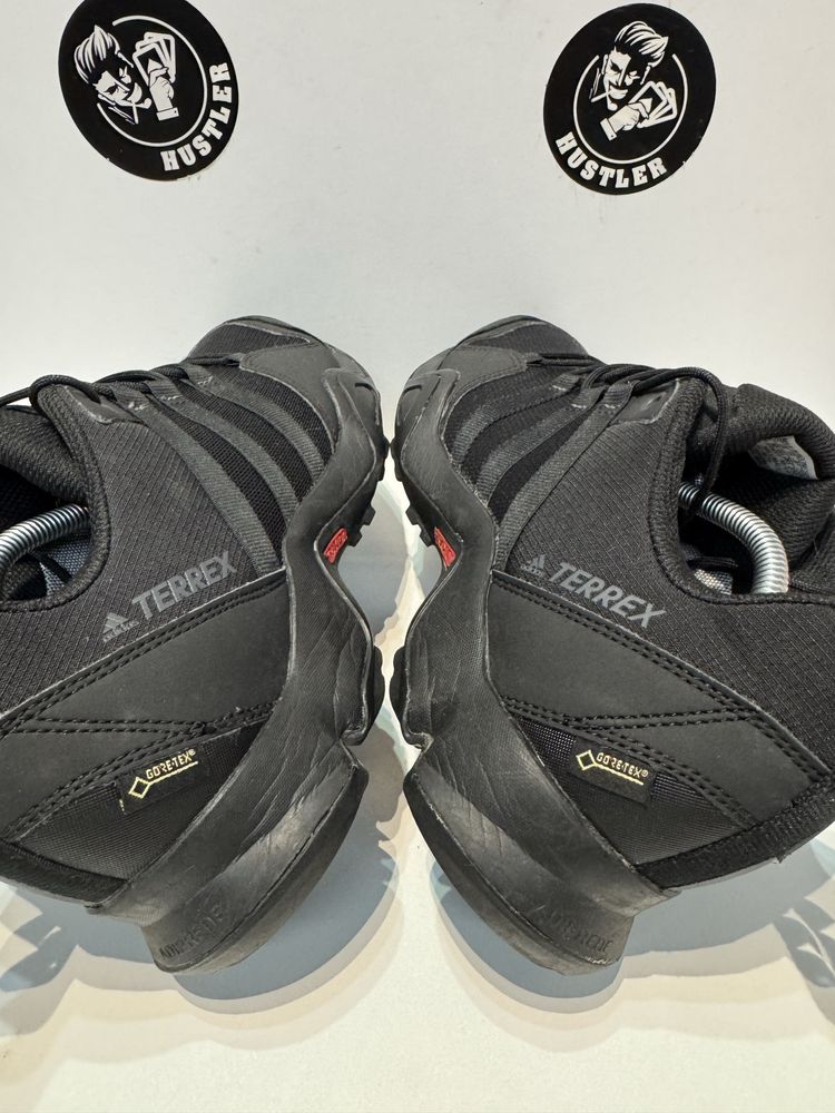 Маратонки ADIDAS TERREX GORE-TEX .Номер 44.5