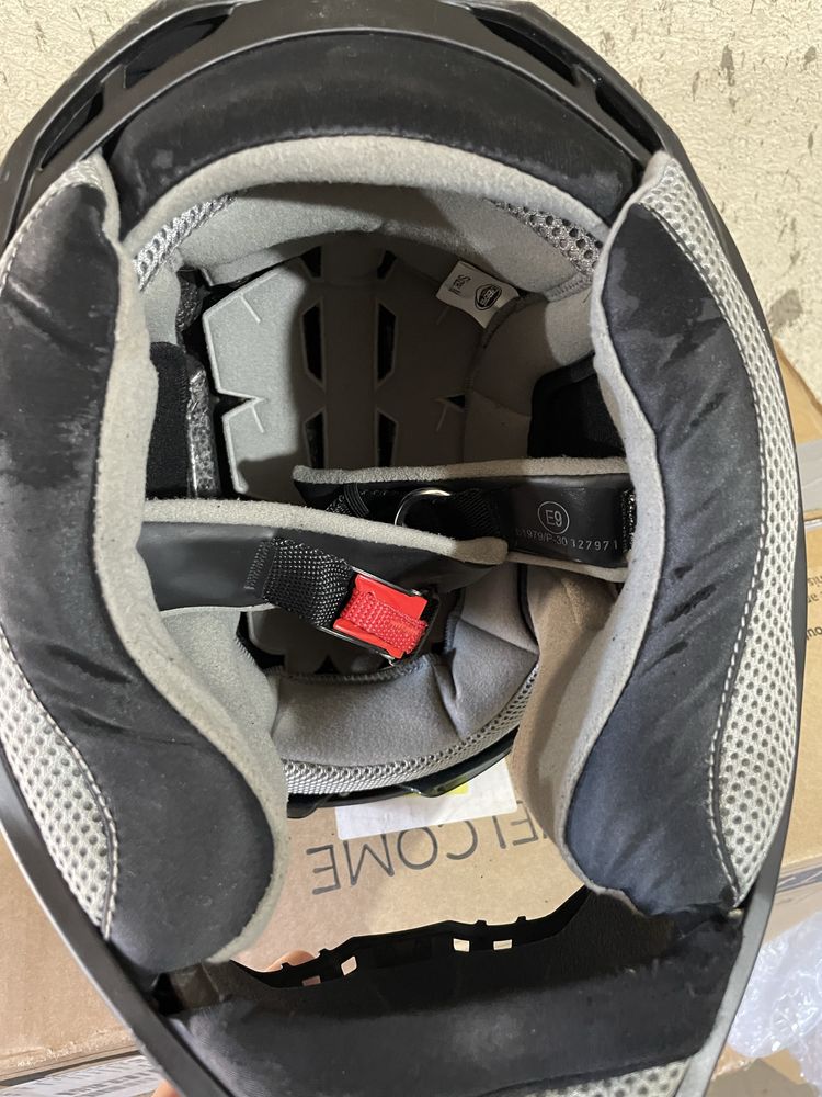 Мото каска Caberg Xtrace
