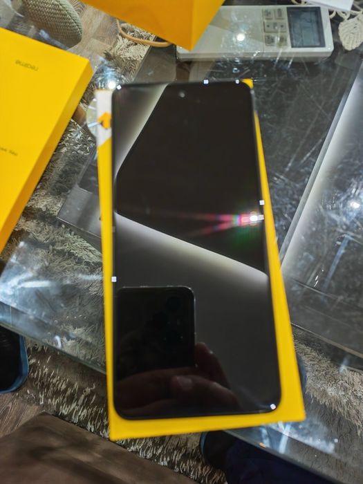 Телефон Realmi c55