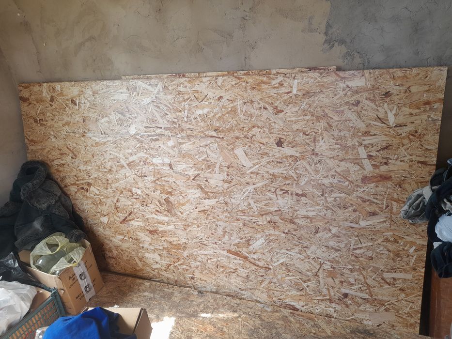 Продам OSB (ОСБ) Продам OSB (ОСБ) 1,25*2,5 м. Толщина 9 мм в количеств