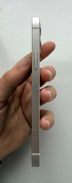 iPhone 12 128GB Бял - Отлично състояние, отключен, с кутия