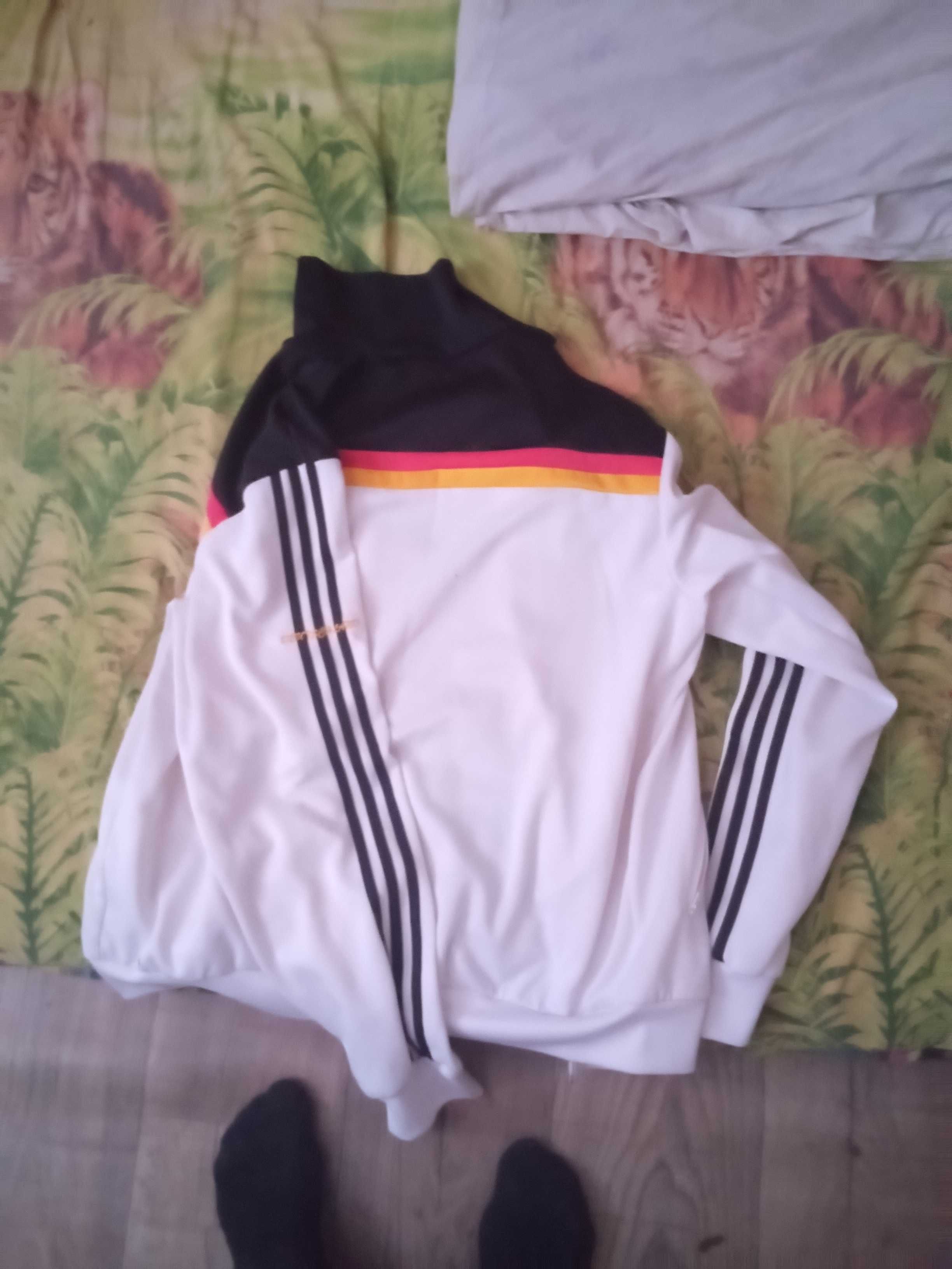 Продам спортивку верх фирмы Adidas.