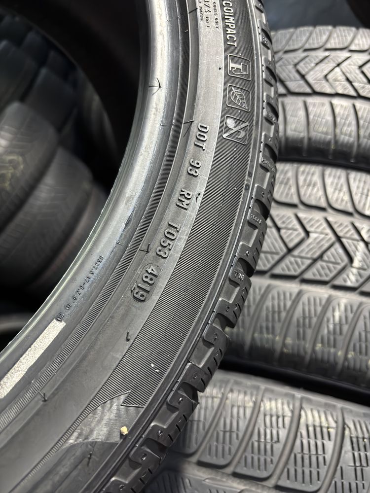 255/40R21 102V Pirelli scorpion  6mm