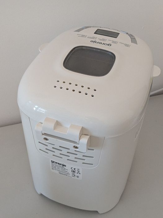 Mașină de făcut pâine Gorenje BM910WII