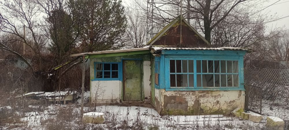 Продам дачу летний вариант.